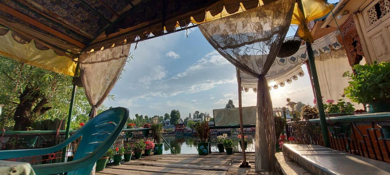 Green View Group Of Houseboats Srinagar  Room photo
