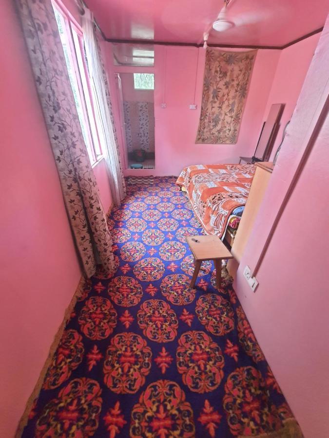 Green View Group Of Houseboats Hotel Srinagar  Room photo