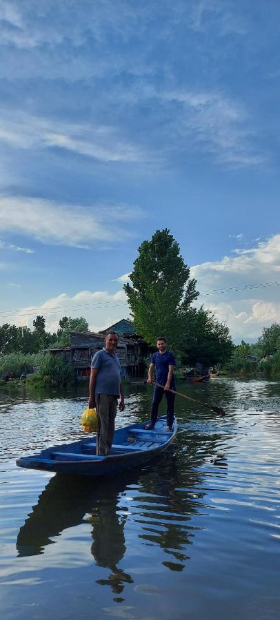 Green View Group Of Houseboats Srinagar  Room photo