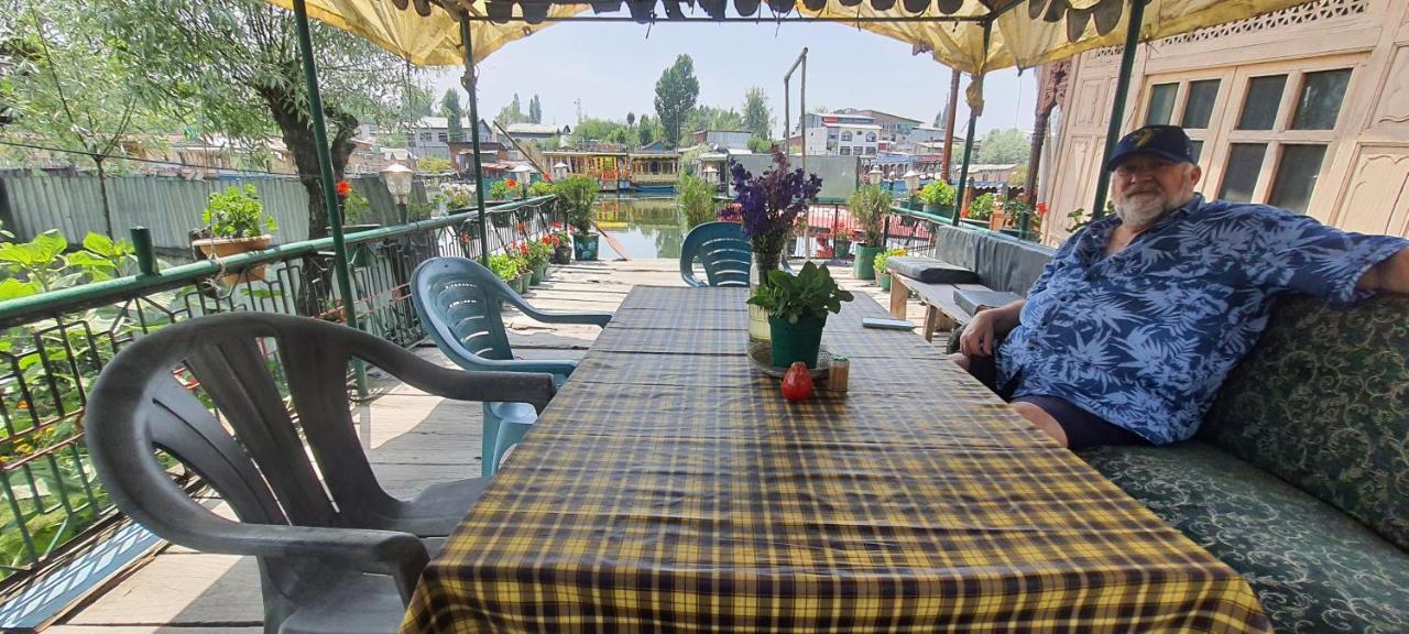 Green View Group Of Houseboats Srinagar  Exterior photo